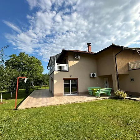Villa Kulo Svrake